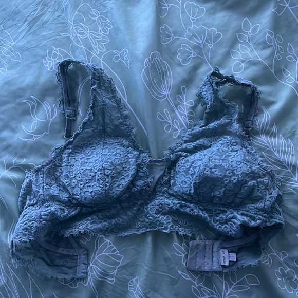 Bralettes - Picture 7 of 8